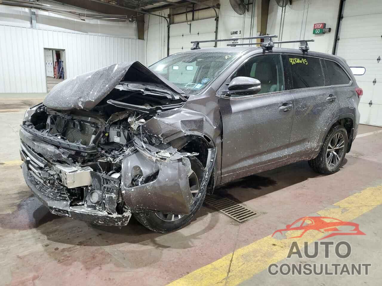 TOYOTA HIGHLANDER 2018 - 5TDBZRFH1JS823759