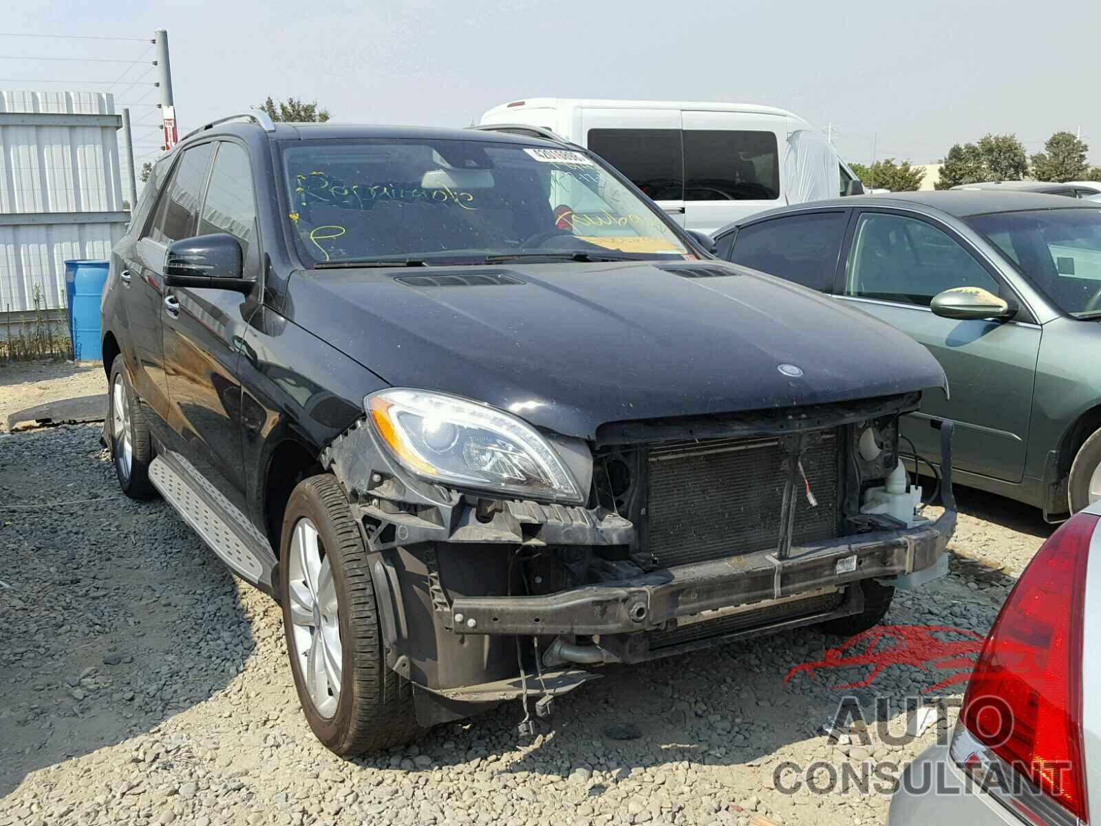 MERCEDES-BENZ ML 350 4MATIC 2015 - 4JGDA5HB3FA501190