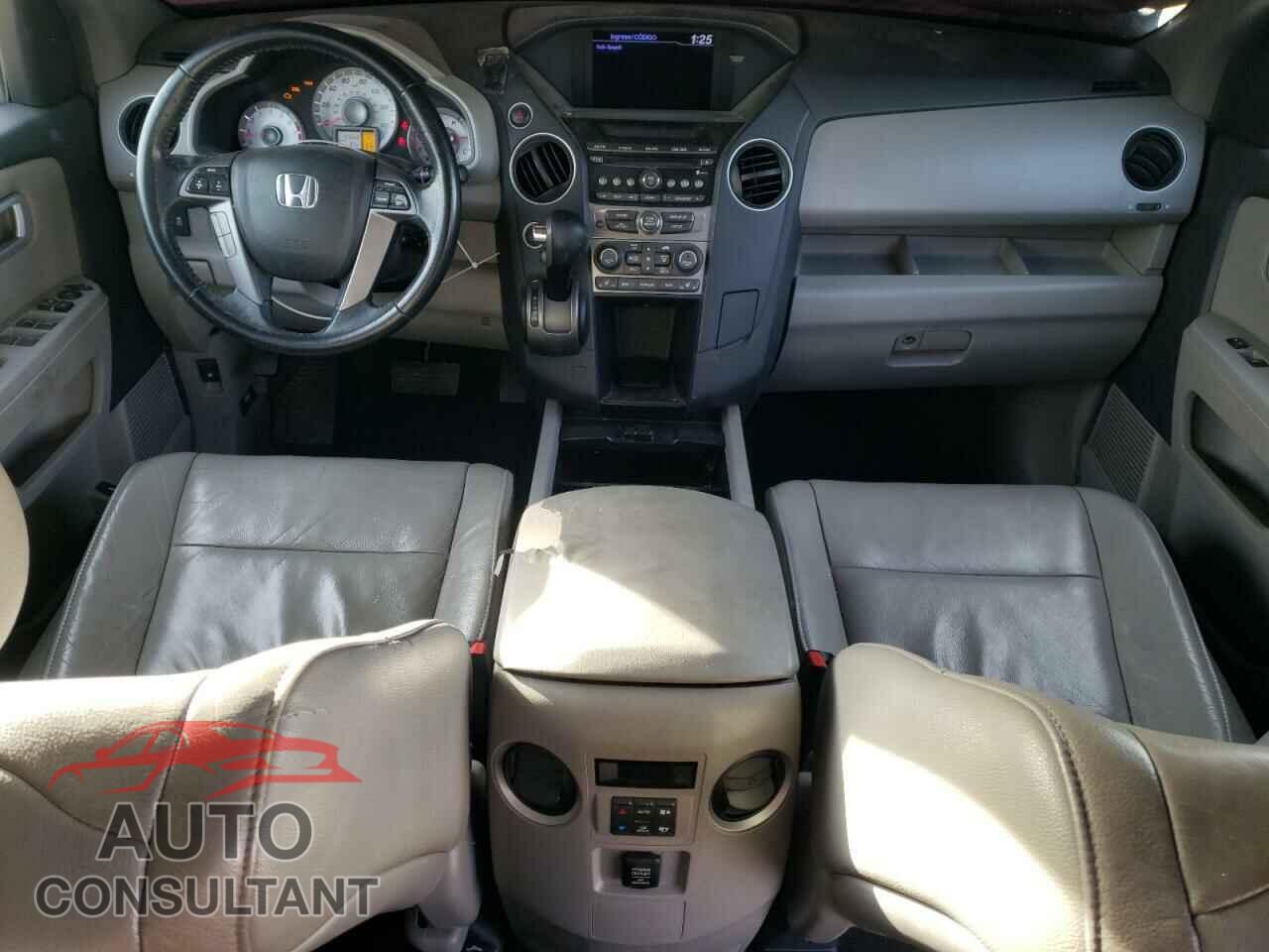 HONDA PILOT 2012 - 5FNYF4H52CB070291