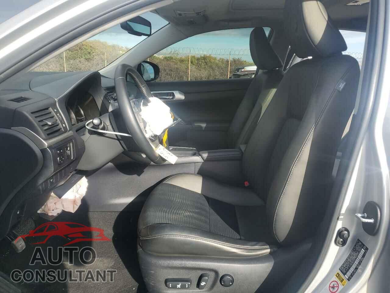 LEXUS CT 200 2013 - JTHKD5BH3D2139111