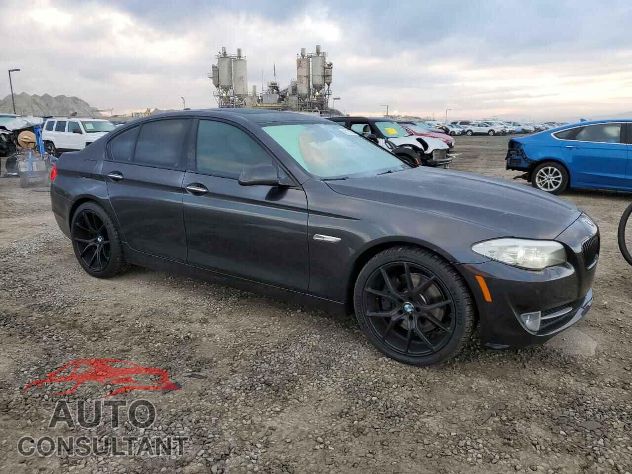 BMW 5 SERIES 2011 - WBAFR9C53BC618200
