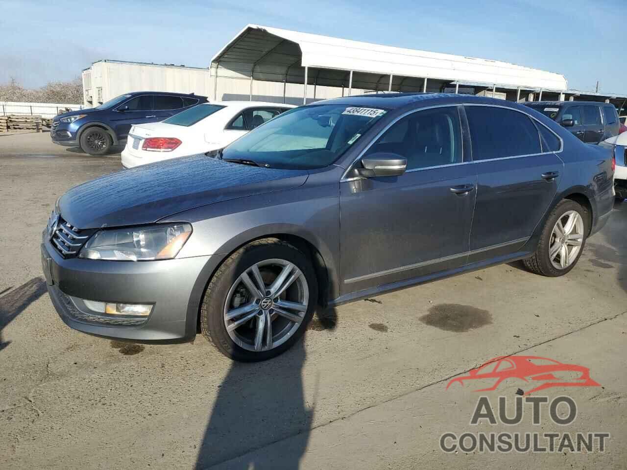 VOLKSWAGEN PASSAT 2015 - 1VWCV7A37FC093782