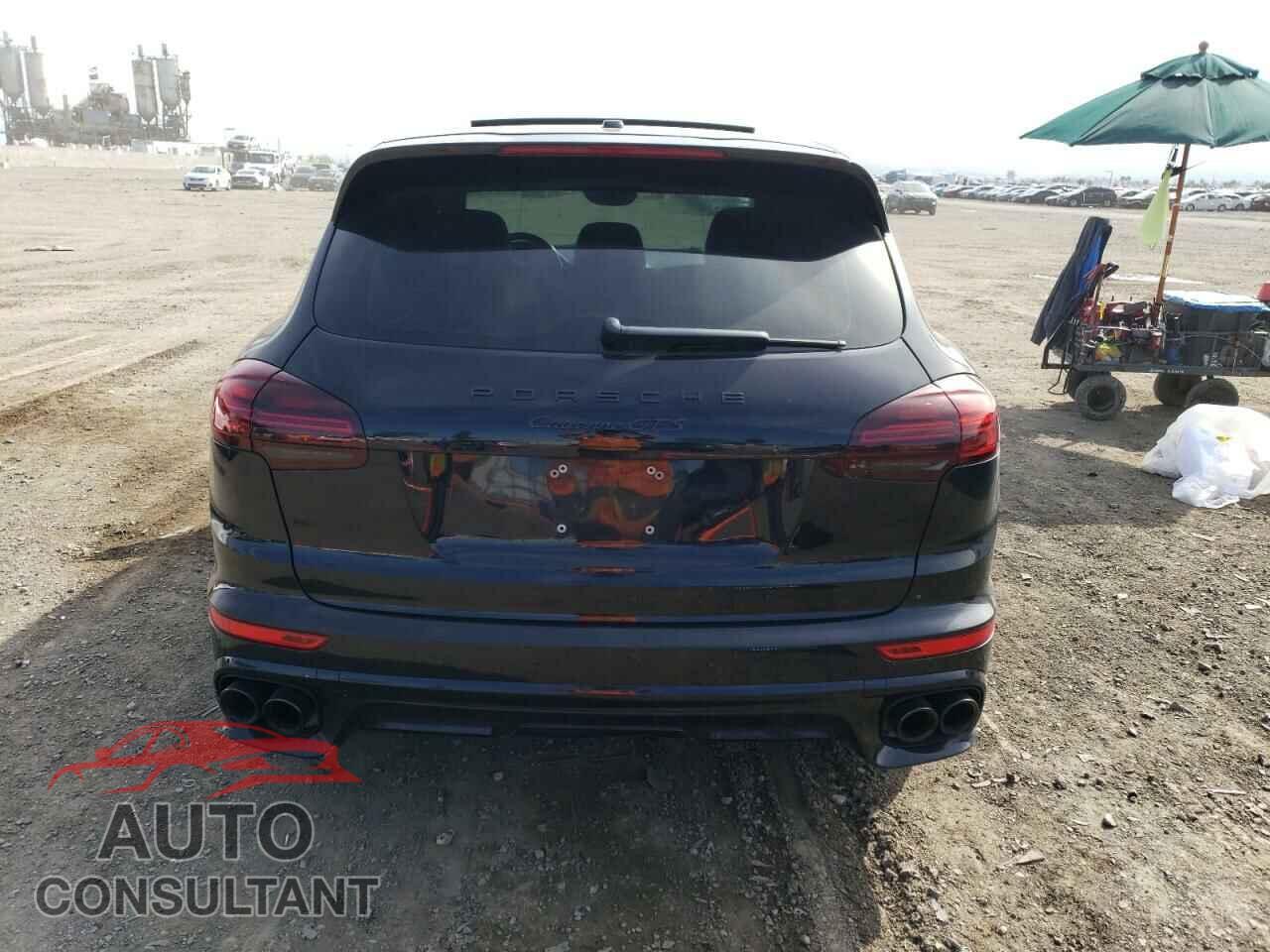 PORSCHE CAYENNE 2017 - WP1AD2A21HLA82866