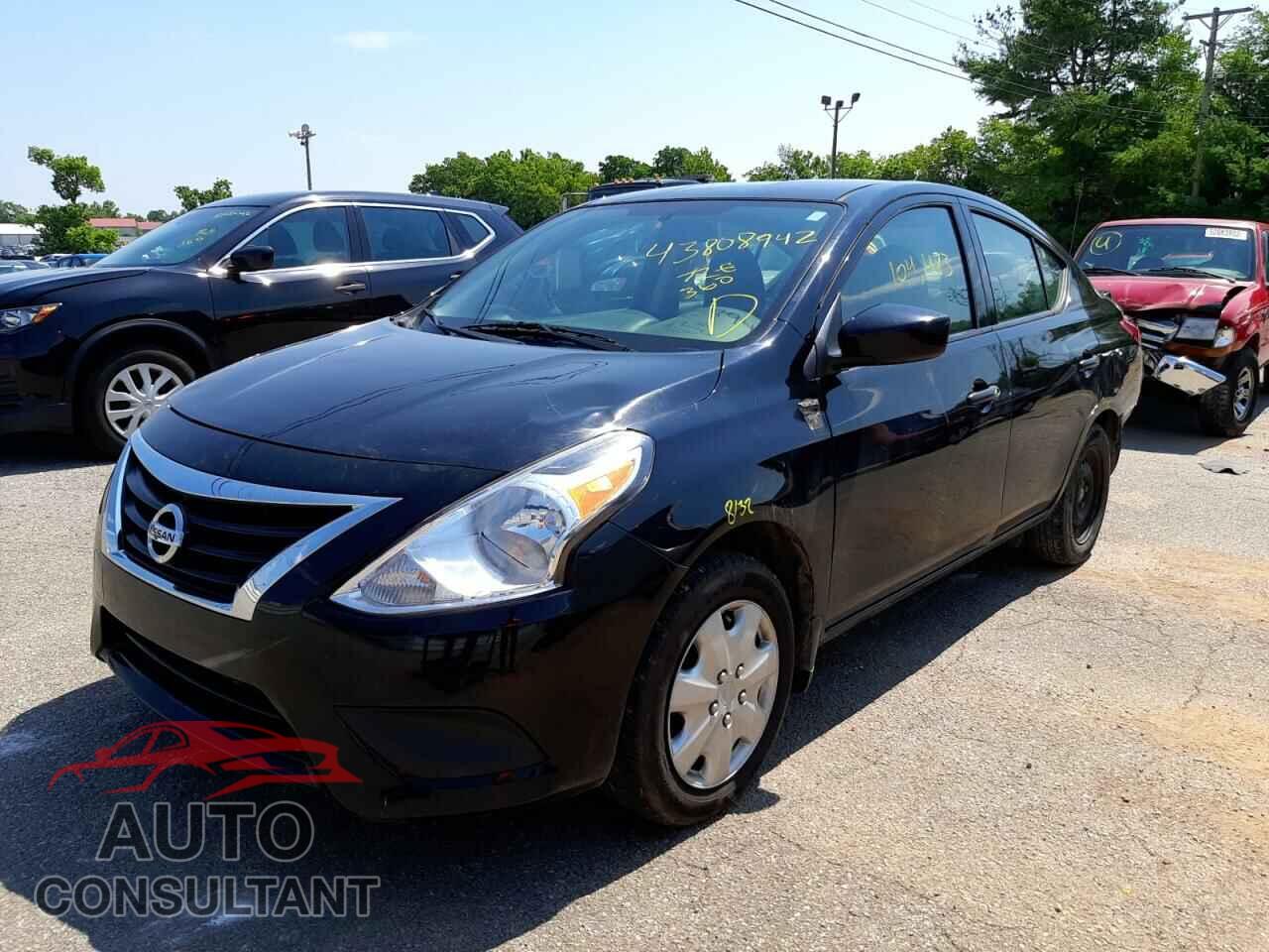 NISSAN VERSA 2017 - 3N1CN7AP3HL898727