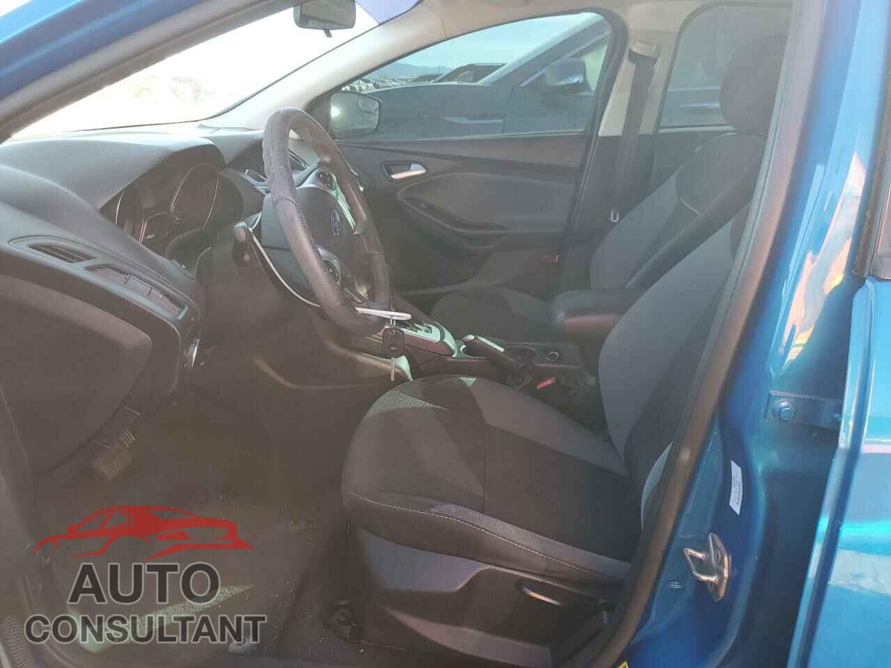 FORD FOCUS 2014 - 1FADP3K27EL210524