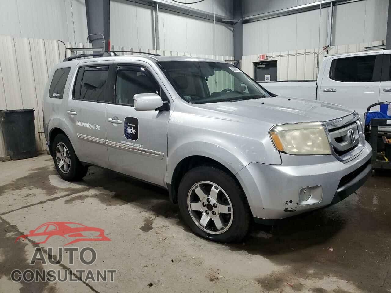 HONDA PILOT 2011 - 5FNYF3H9XBB046042