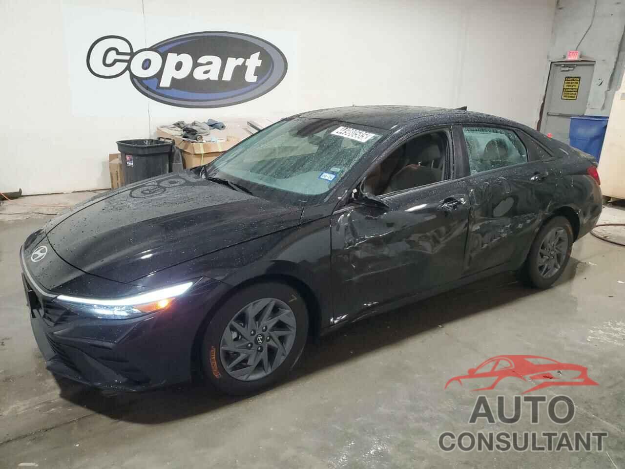 HYUNDAI ELANTRA 2024 - KMHLM4DG2RU810506