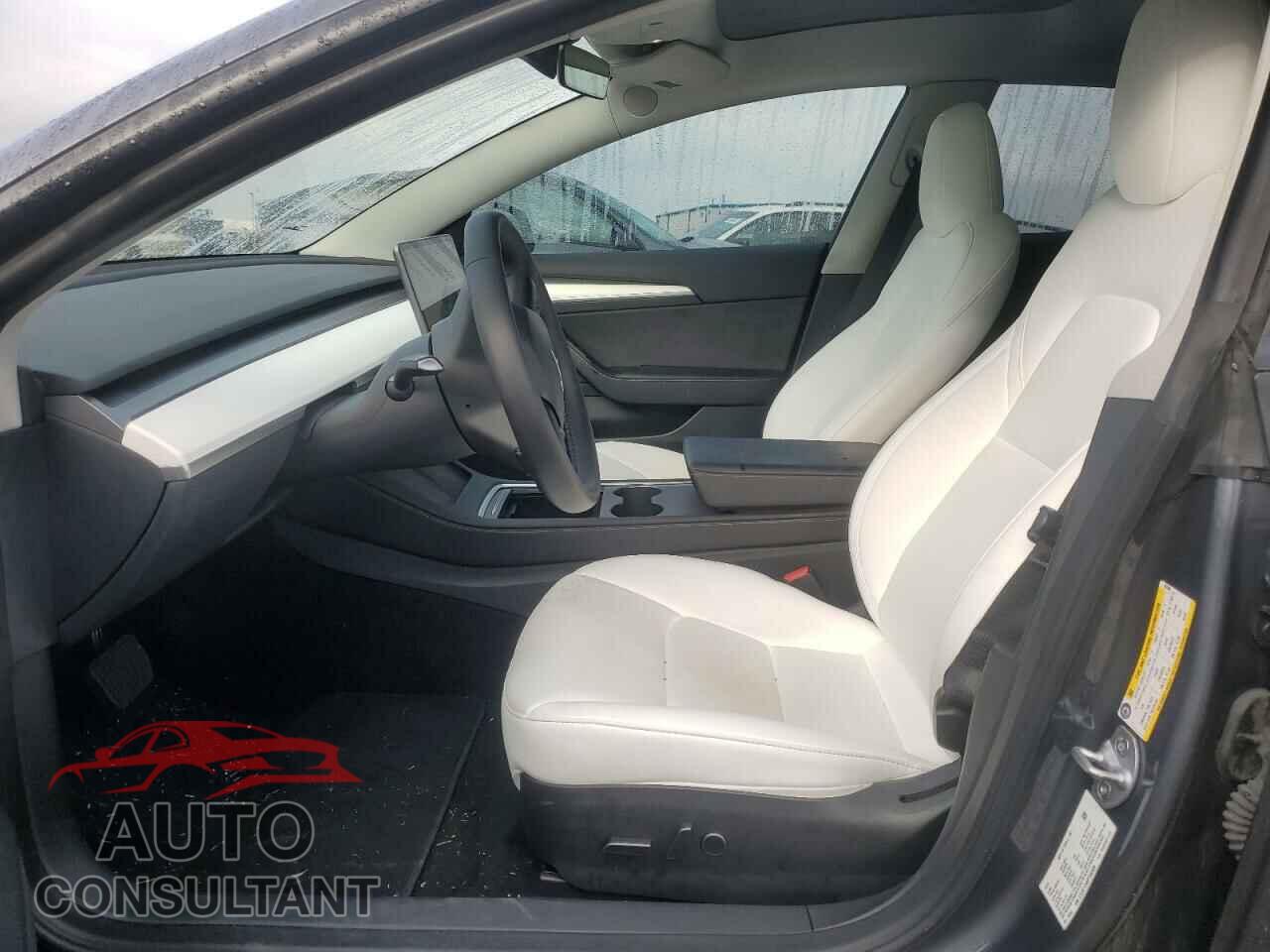TESLA MODEL 3 2023 - 5YJ3E1EA8PF682806