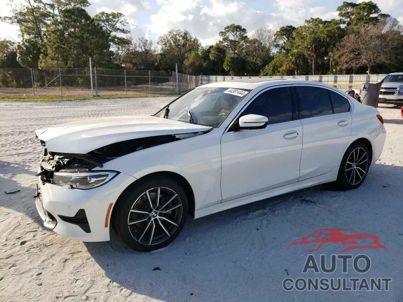 BMW 3 SERIES 2019 - WBA5R1C55KFH06535