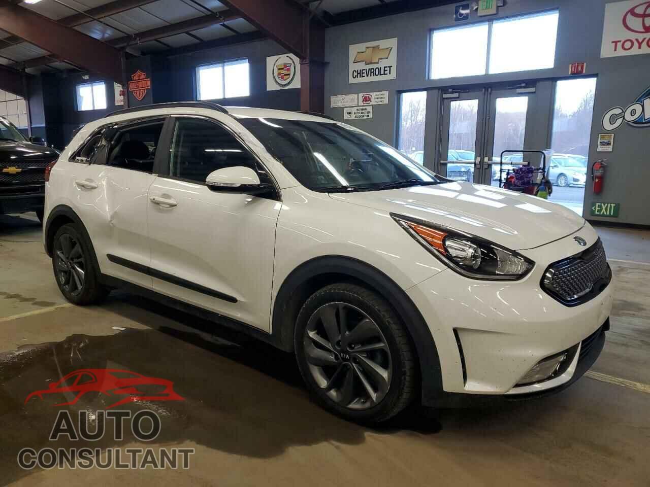KIA NIRO 2017 - KNDCC3LC0H5069085