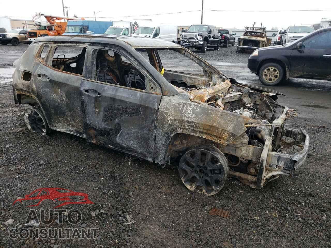 JEEP COMPASS 2017 - 3C4NJDDB9HT644617