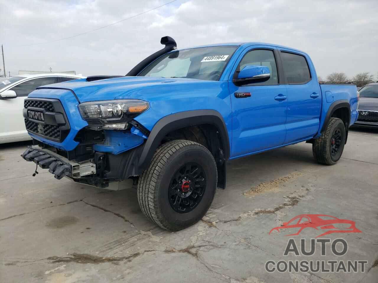 TOYOTA TACOMA 2019 - 5TFCZ5AN6KX179651