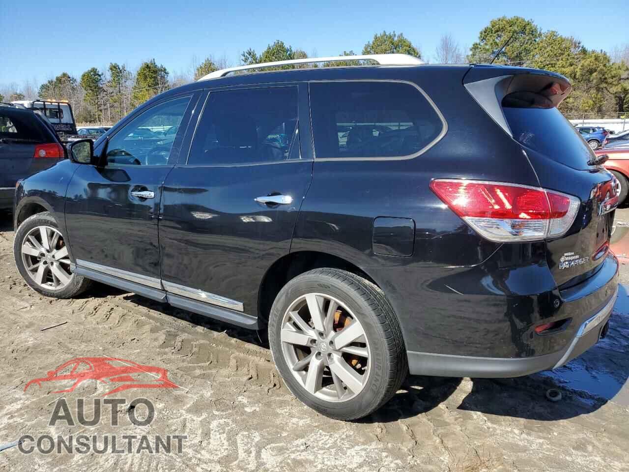 NISSAN PATHFINDER 2013 - 5N1AR2MM8DC652237