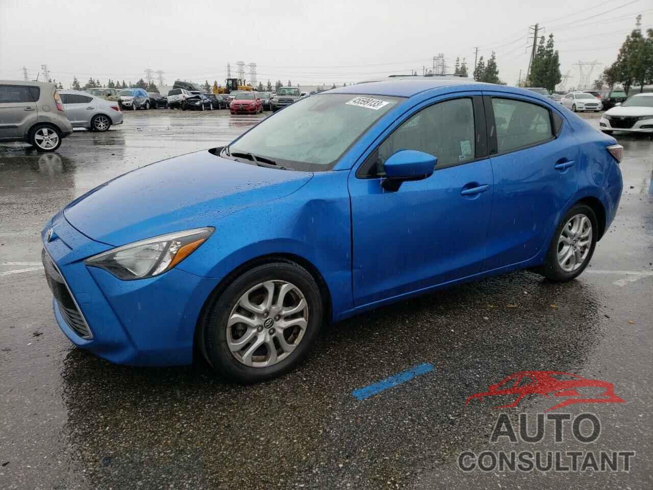 TOYOTA YARIS 2017 - 3MYDLBYV4HY147641