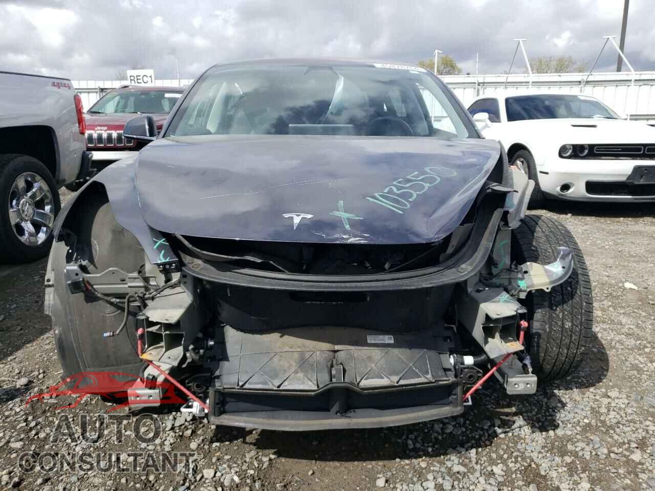TESLA MODEL 3 2018 - 5YJ3E1EA3JF038296