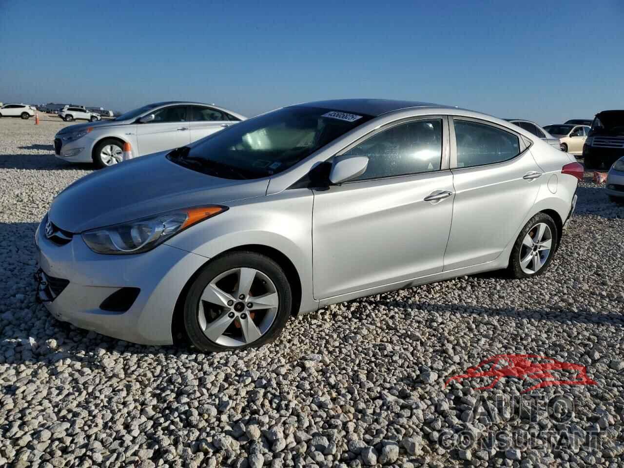 HYUNDAI ELANTRA 2013 - KMHDH4AE3DU016649
