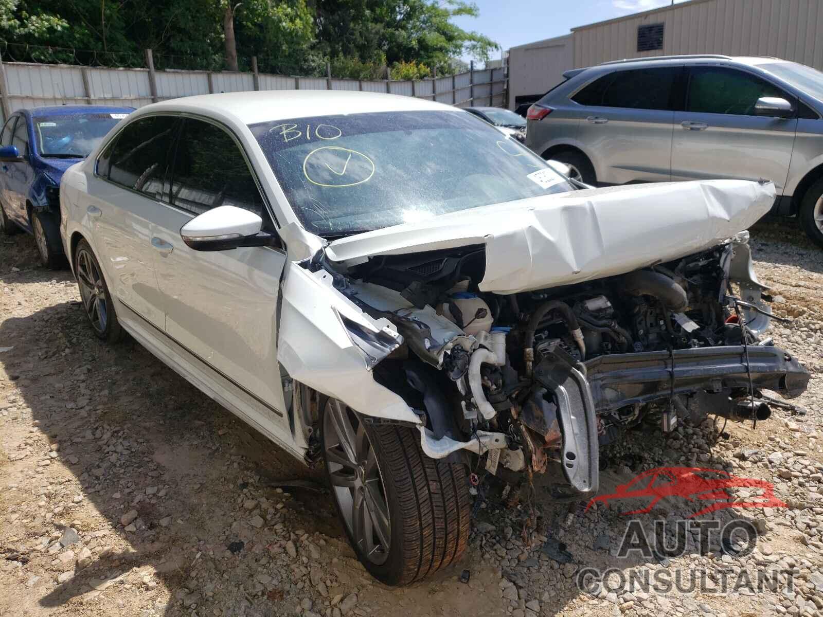 VOLKSWAGEN PASSAT 2017 - 1VWDT7A33HC016579
