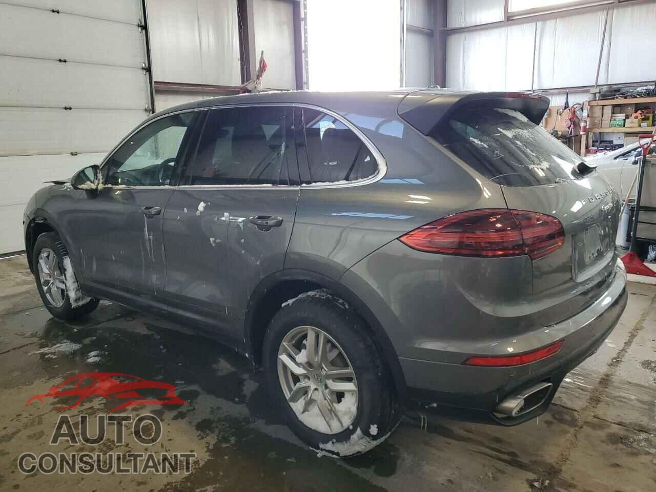 PORSCHE CAYENNE 2018 - WP1AA2A21JKA06553