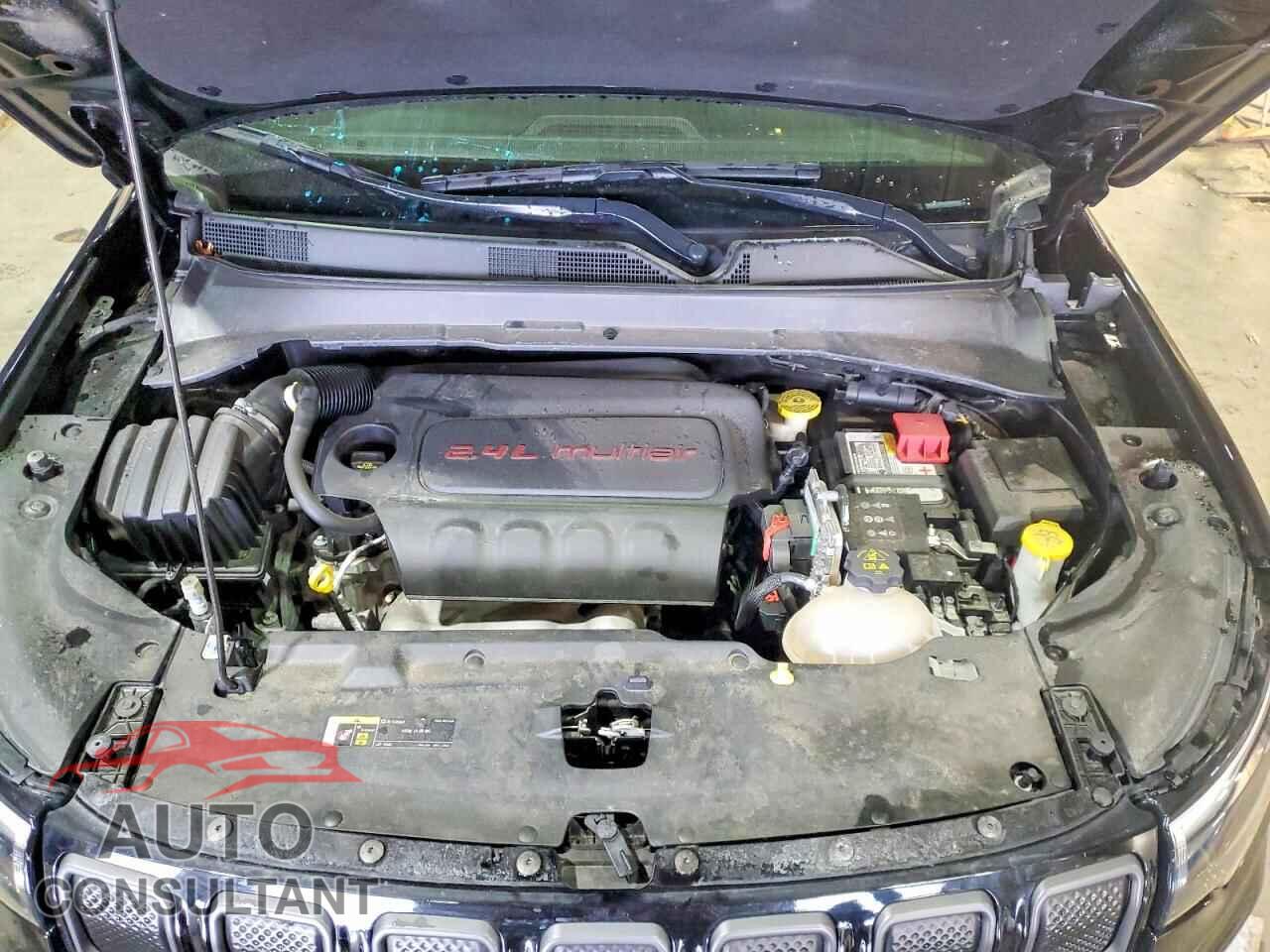 JEEP COMPASS 2022 - 3C4NJDCB8NT114622