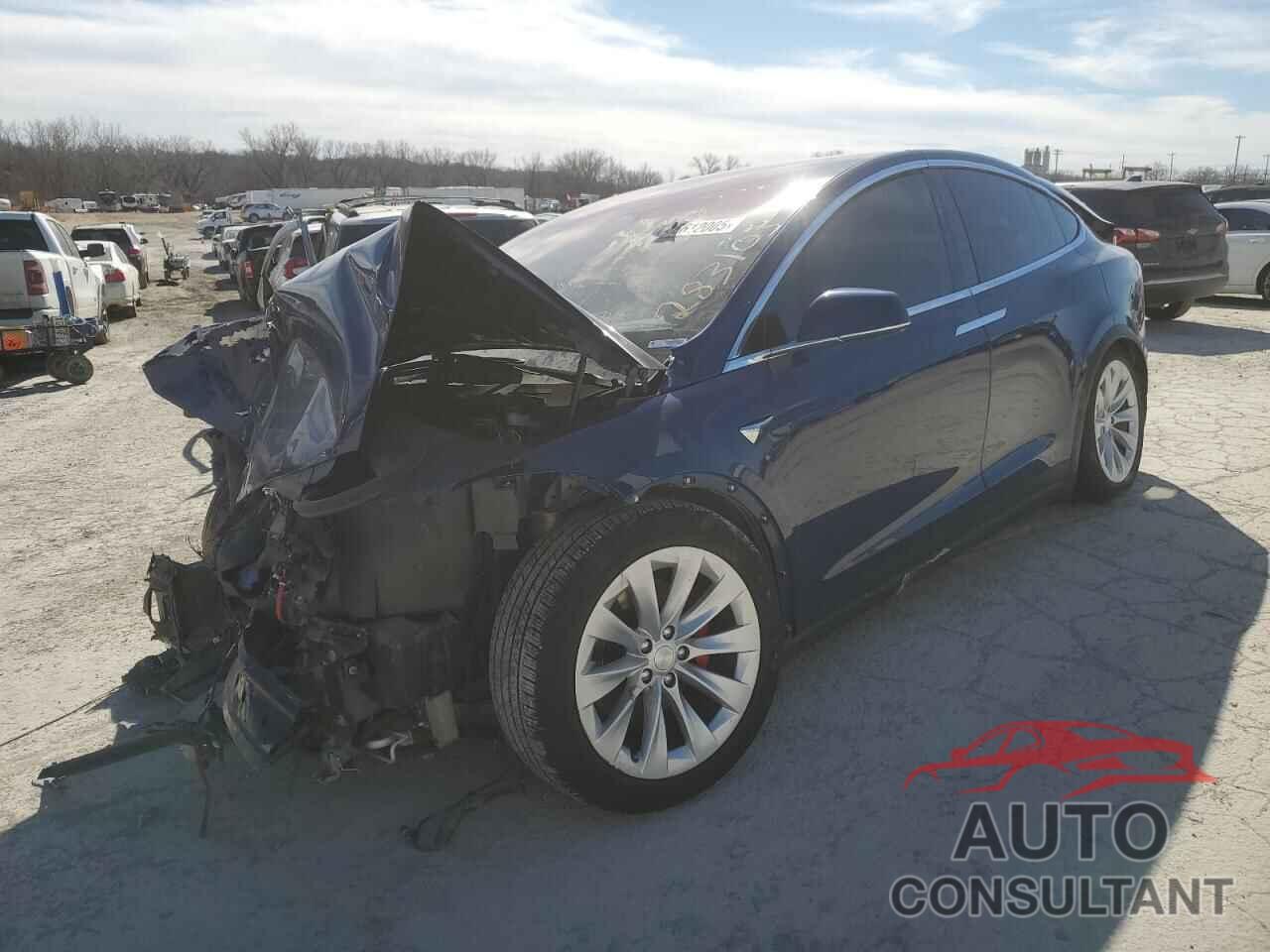 TESLA MODEL X 2020 - 5YJXCBE44LF283103