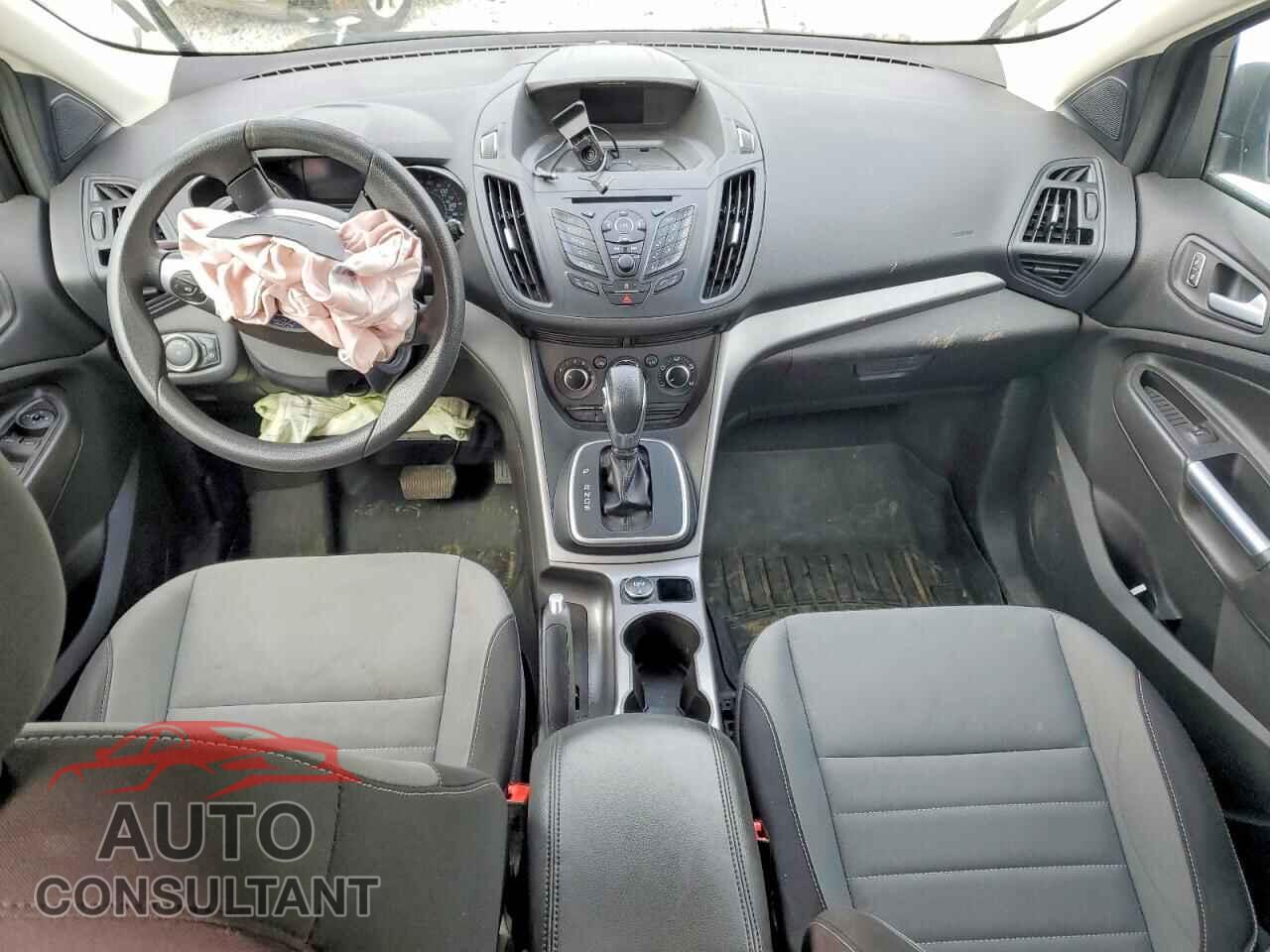 FORD ESCAPE 2013 - 1FMCU9G90DUB94128