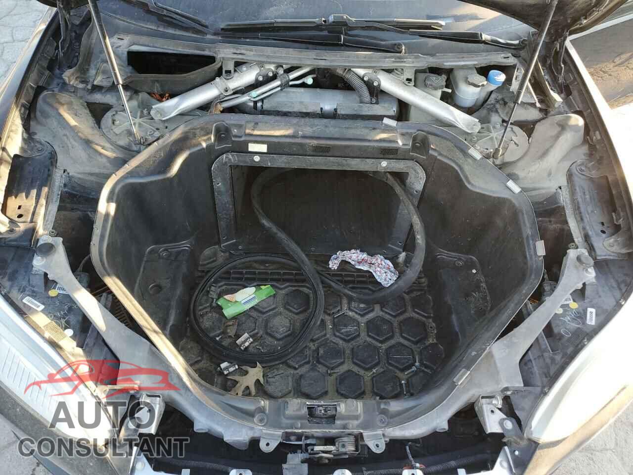 TESLA MODEL S 2012 - 5YJSA1DP9CFS00531