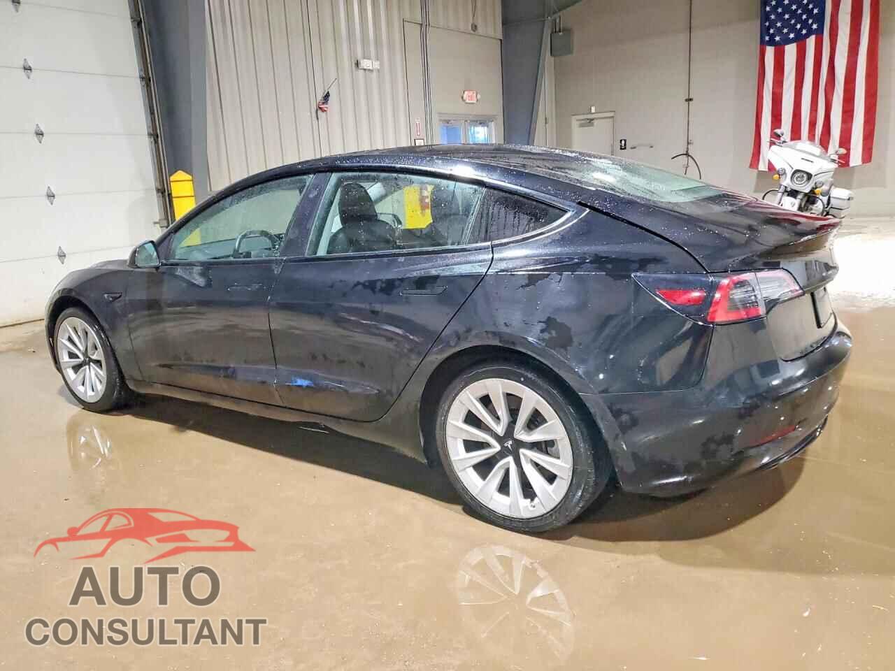 TESLA MODEL 3 2022 - 5YJ3E1EA5NF370570
