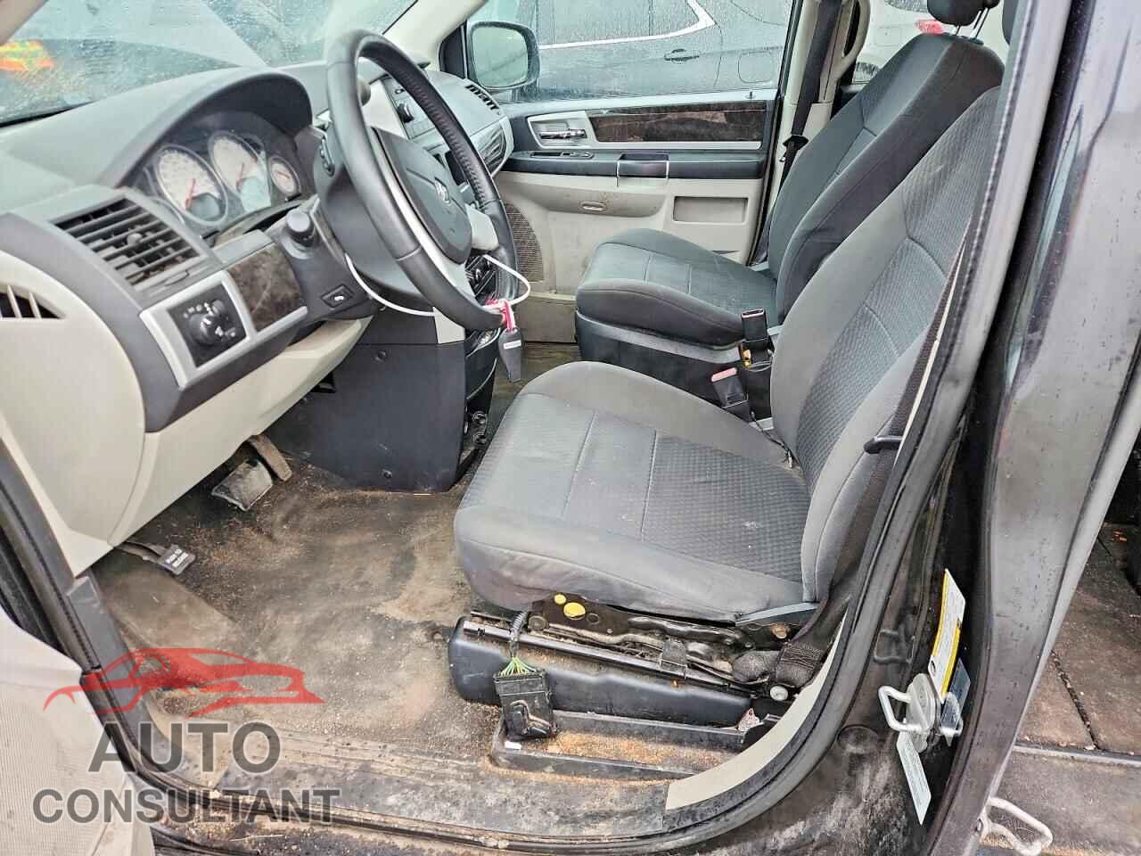 DODGE CARAVAN 2010 - 2D4RN5D10AR317859