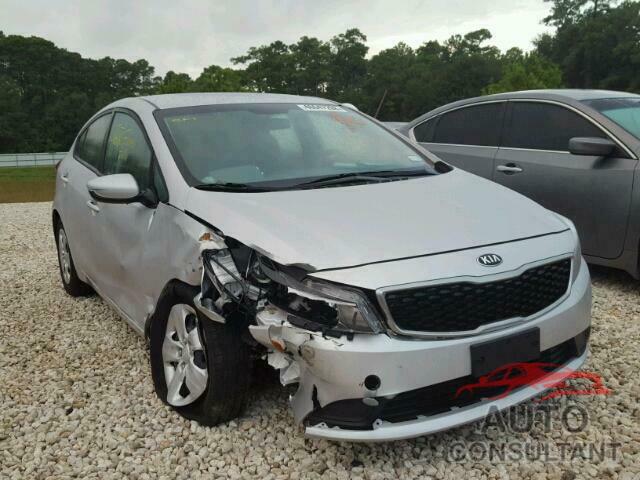 KIA FORTE 2018 - 3KPFK4A70JE225681