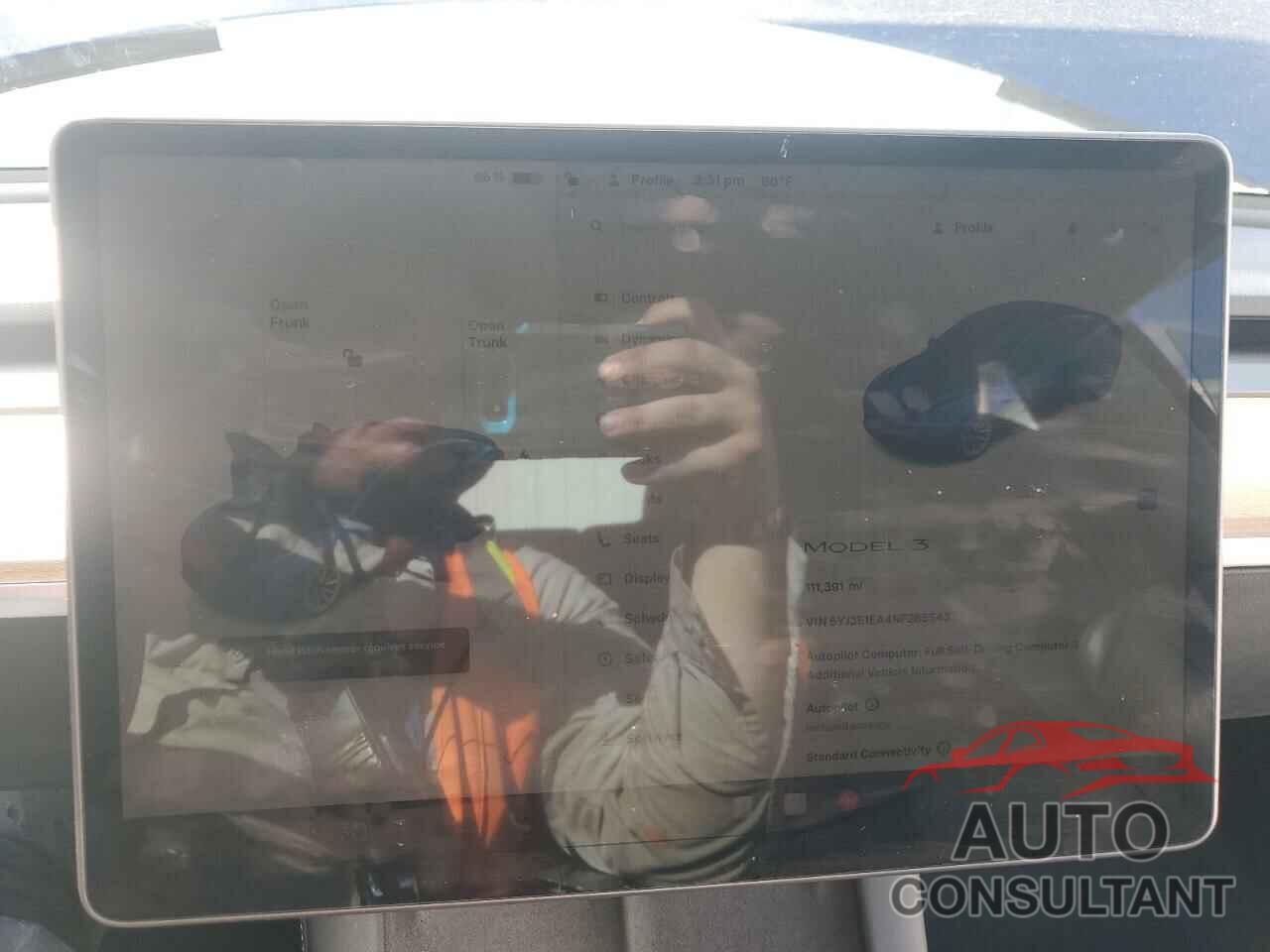 TESLA MODEL 3 2022 - 5YJ3E1EA4NF285543