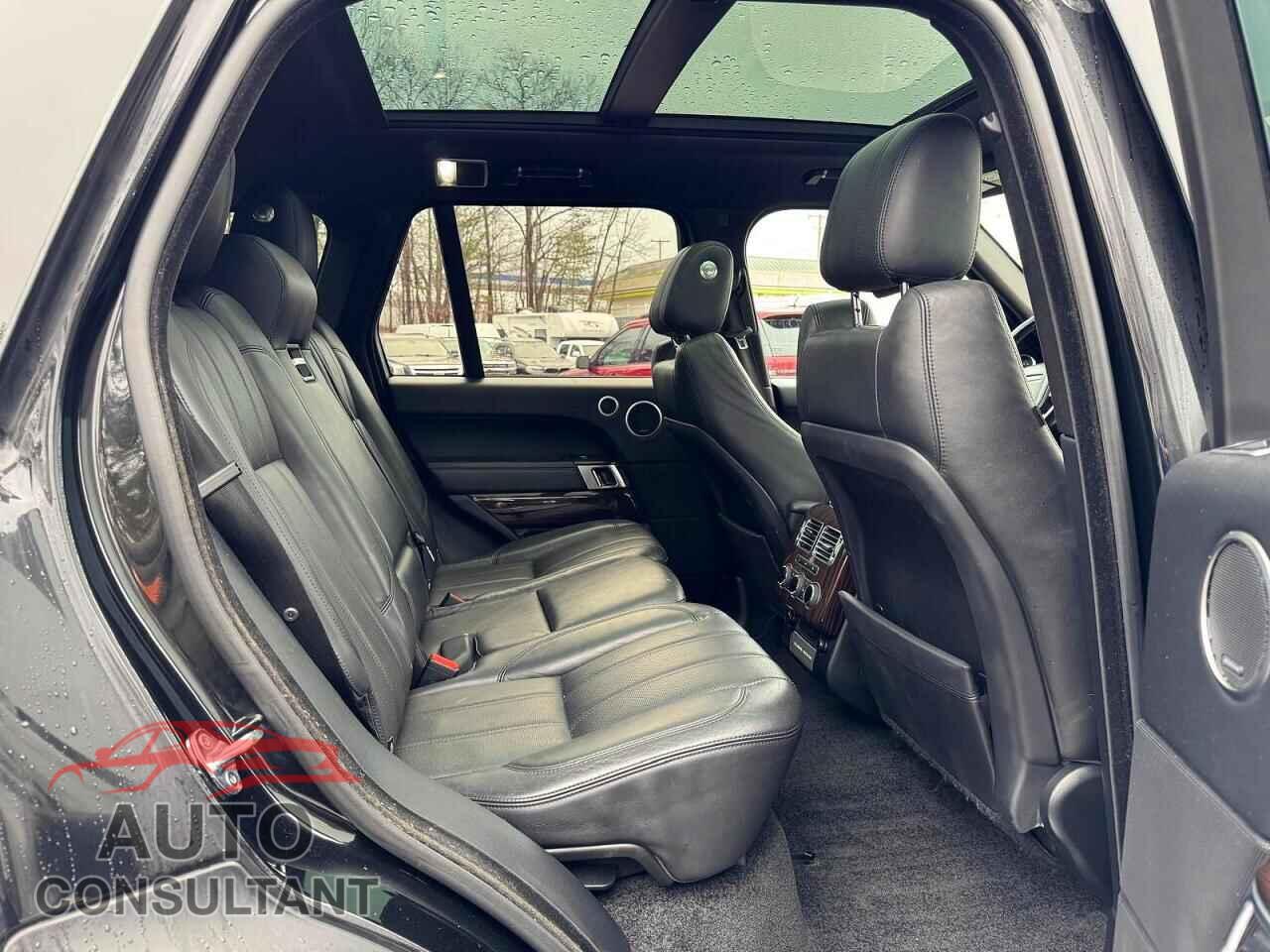 LAND ROVER RANGEROVER 2017 - SALGS2FV0HA377109