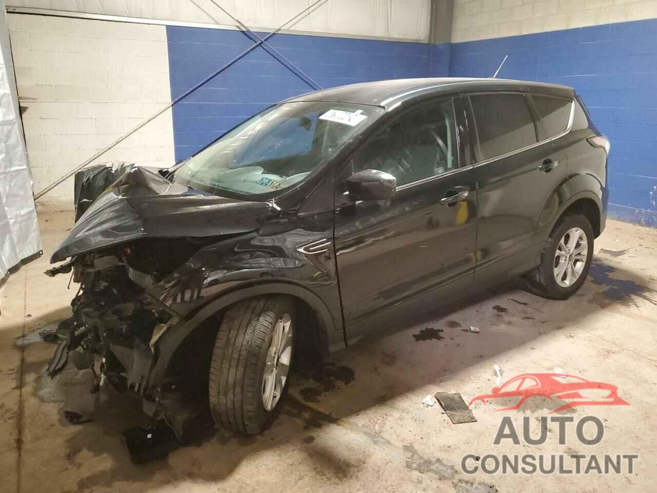 FORD ESCAPE 2017 - 1FMCU0GD5HUE89117