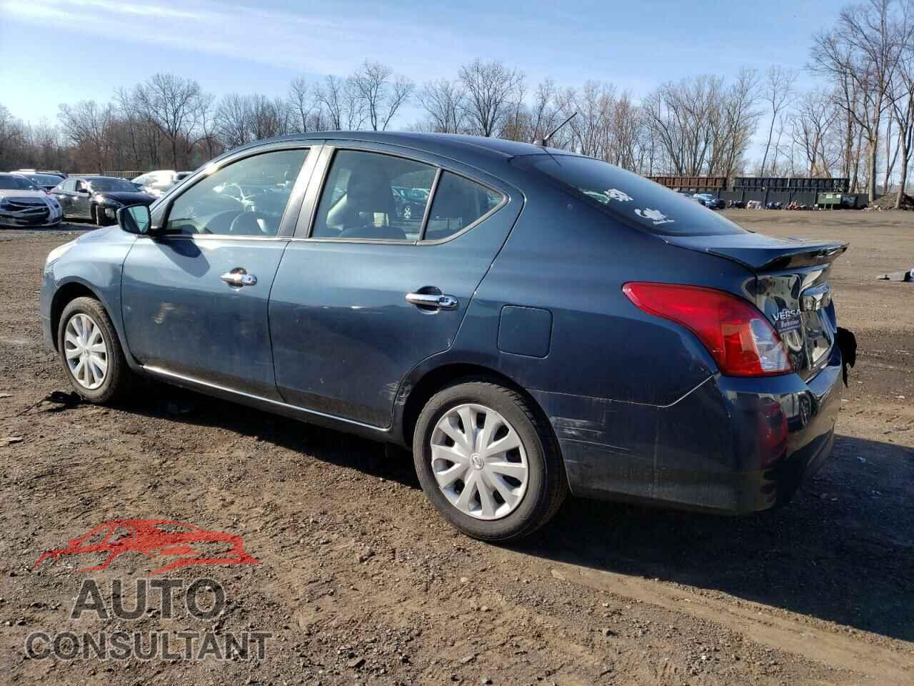 NISSAN VERSA 2017 - 3N1CN7AP3HL894015