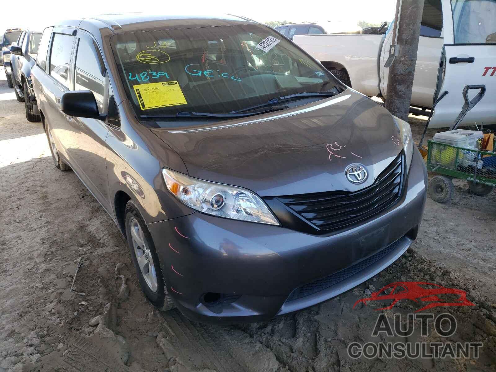 TOYOTA SIENNA 2016 - 5TDZK3DC5GS701356