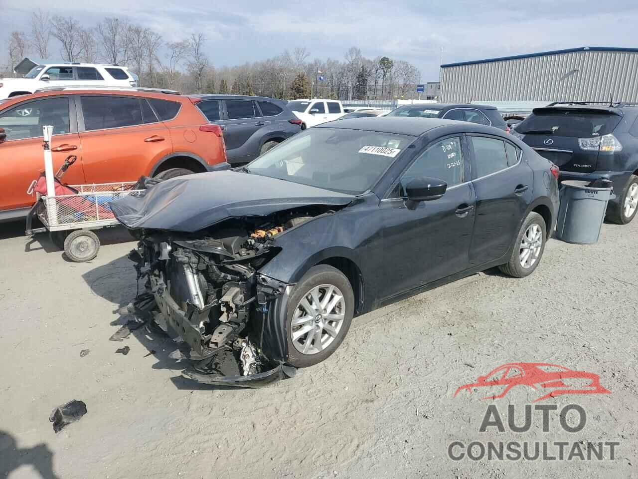 MAZDA 3 2018 - 3MZBN1U77JM212994