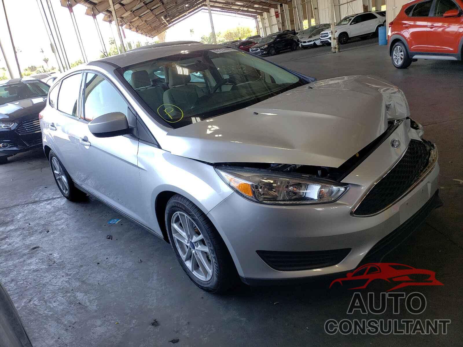 FORD FOCUS 2018 - 1FADP3K2XJL273434
