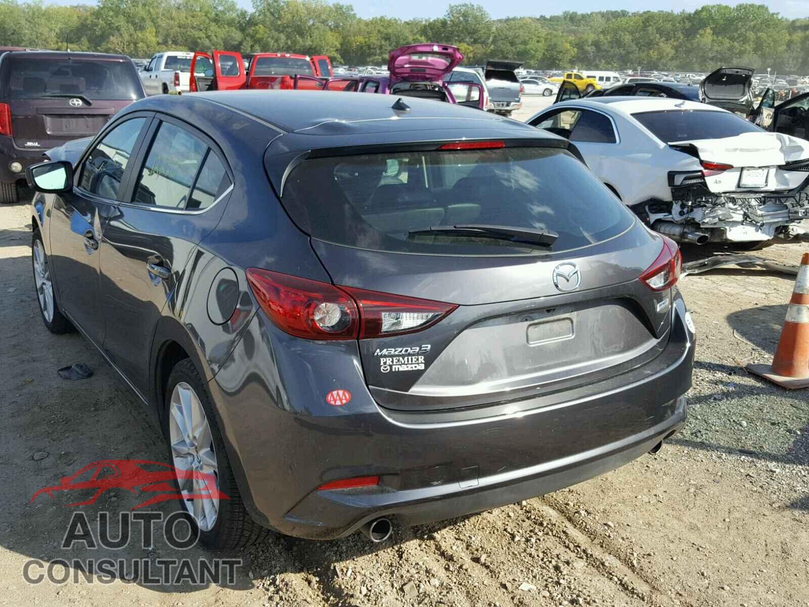 MAZDA 3 2017 - 3MZBN1L78HM138027