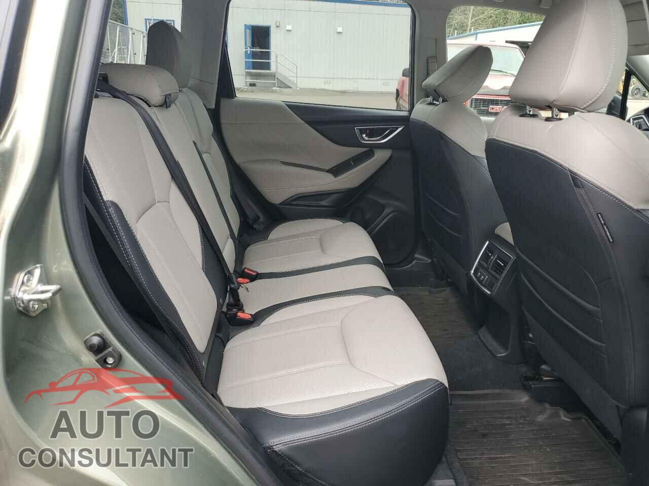 SUBARU FORESTER 2019 - JF2SKAUC4KH496567