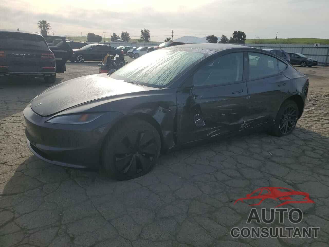 TESLA MODEL 3 2025 - 5YJ3E1EA0SF922262