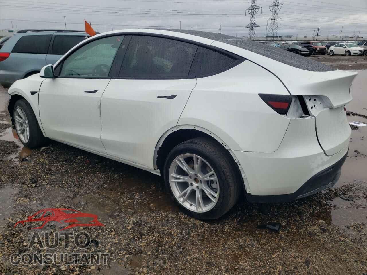 TESLA MODEL Y 2023 - 7SAYGDEE0PF833029