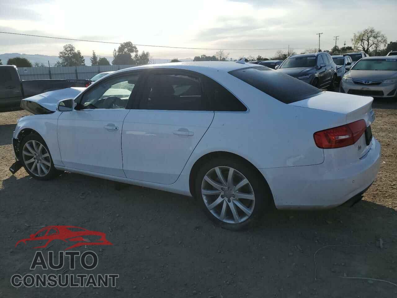 AUDI A4 2013 - WAUFFAFL7DN015004