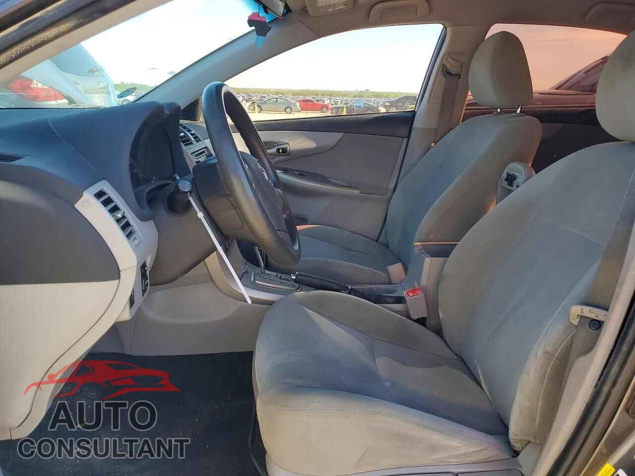 TOYOTA COROLLA 2013 - 5YFBU4EEXDP172668