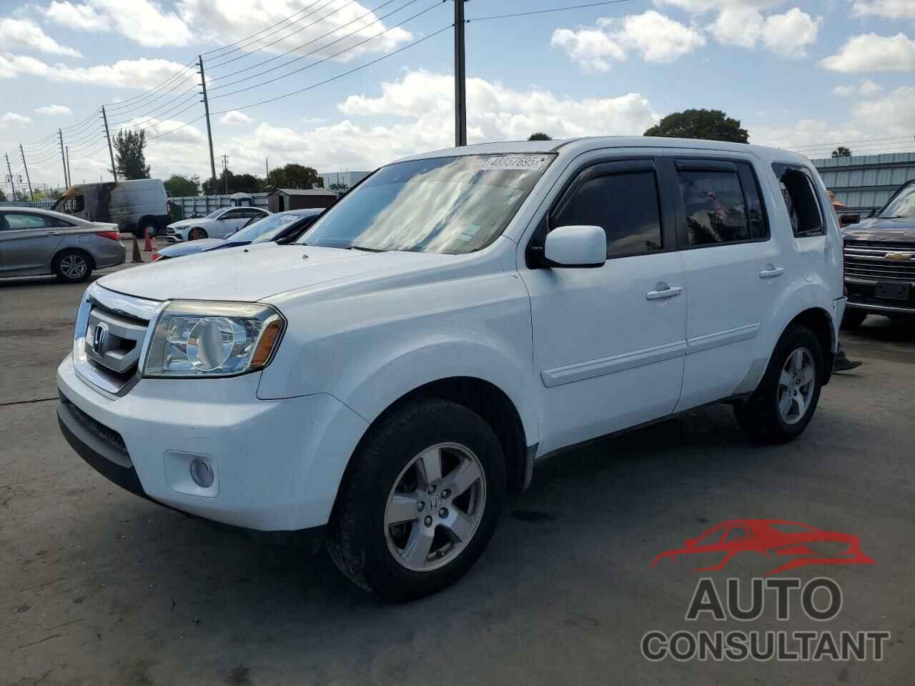 HONDA PILOT 2011 - 5FNYF3H56BB003816