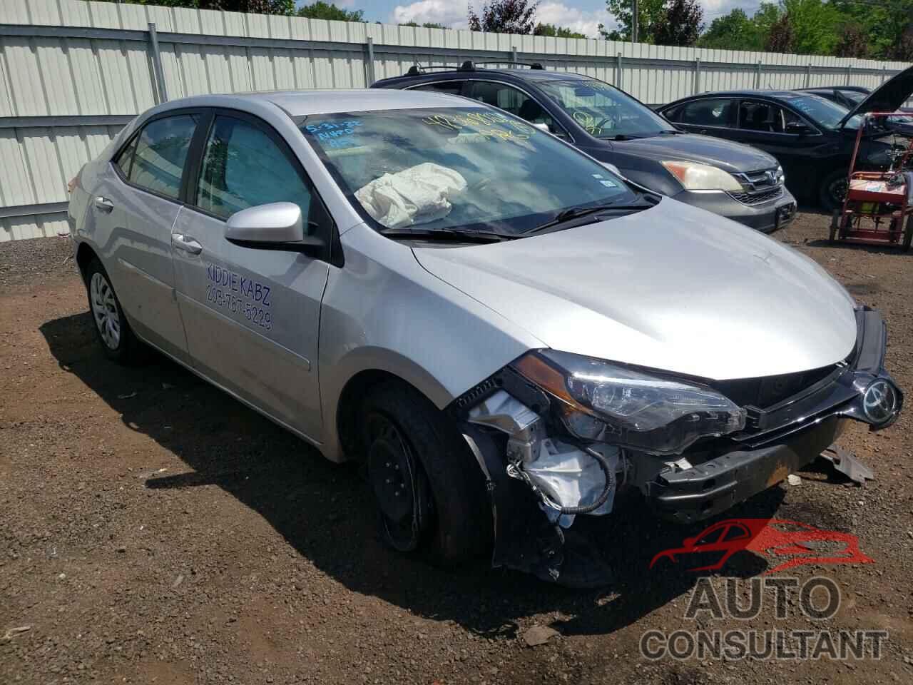 TOYOTA COROLLA 2018 - 5YFBURHE1JP784097