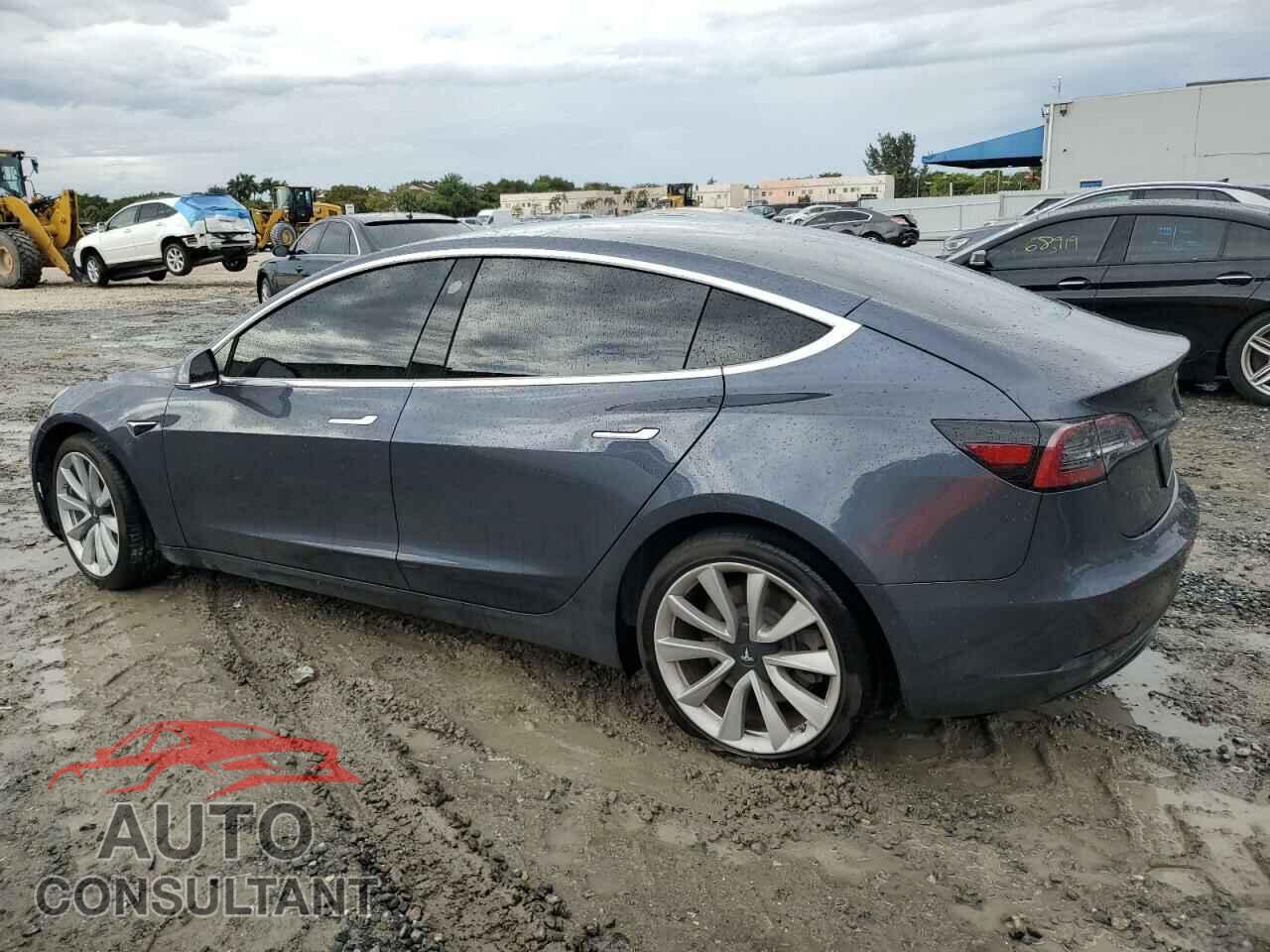 TESLA MODEL 3 2020 - 5YJ3E1EB9LF666746
