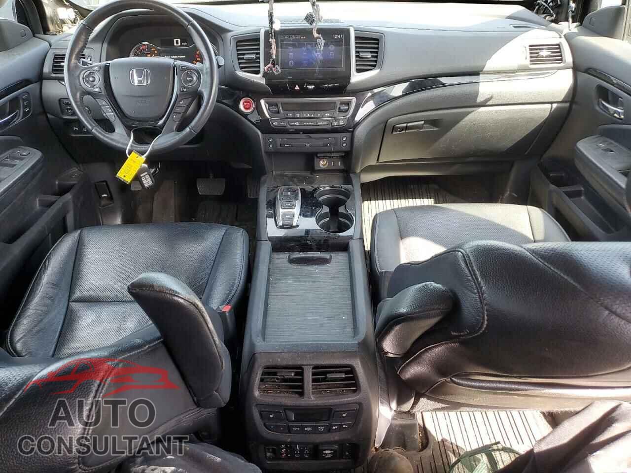 HONDA PILOT 2017 - 5FNYF6H06HB014278
