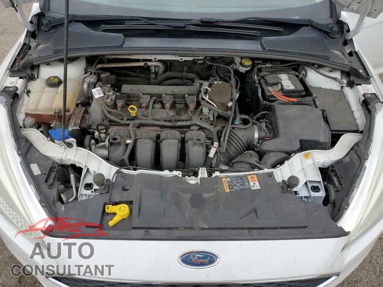 FORD FOCUS 2015 - 1FADP3F20FL209159