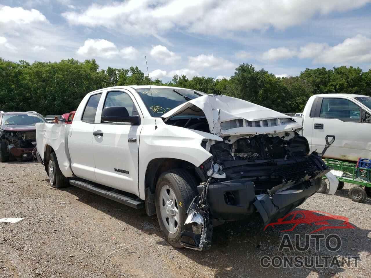 TOYOTA TUNDRA 2019 - 5TFUY5F13KX845183