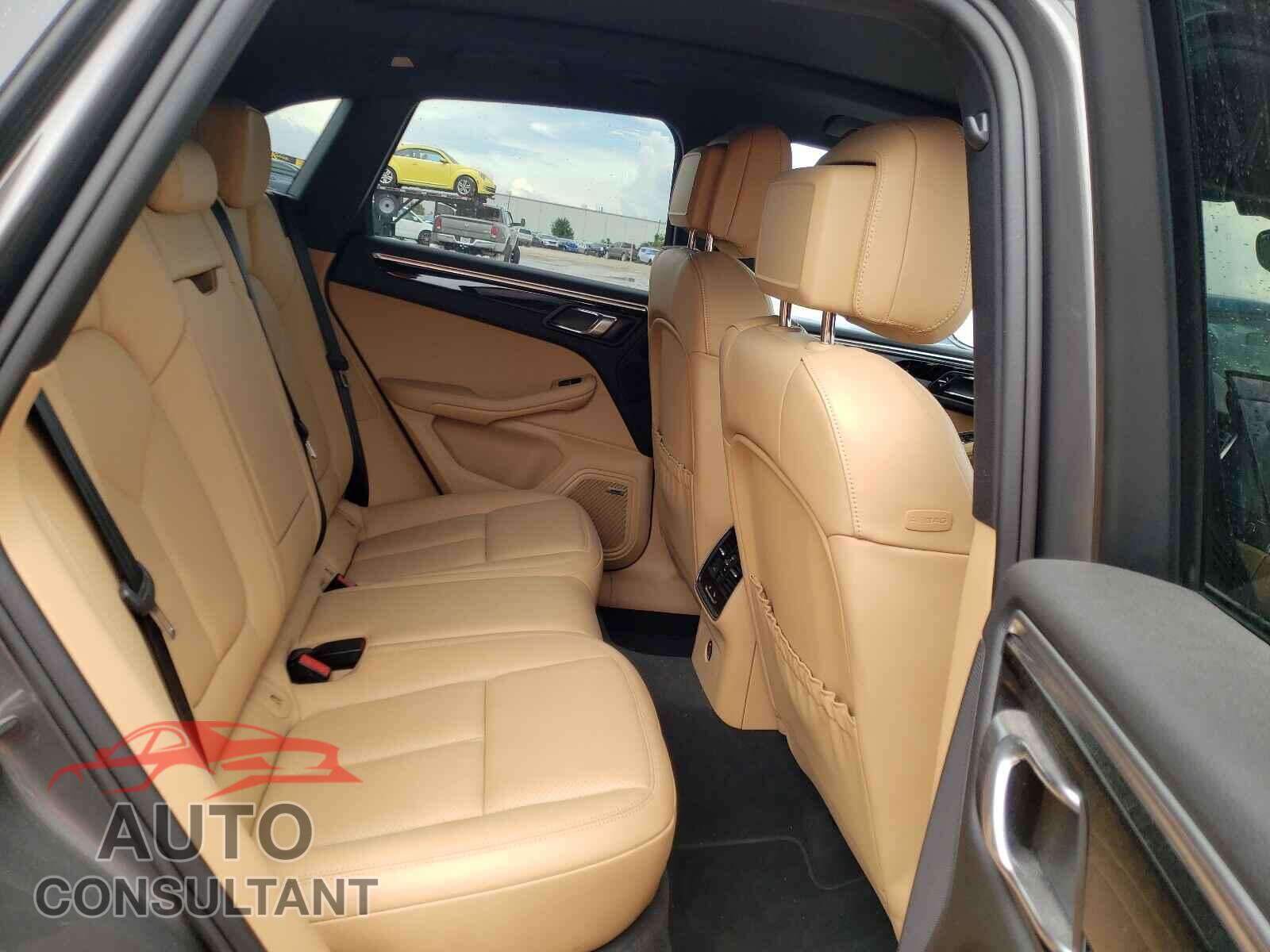 PORSCHE MACAN 2018 - WP1AA2A59JLB12852