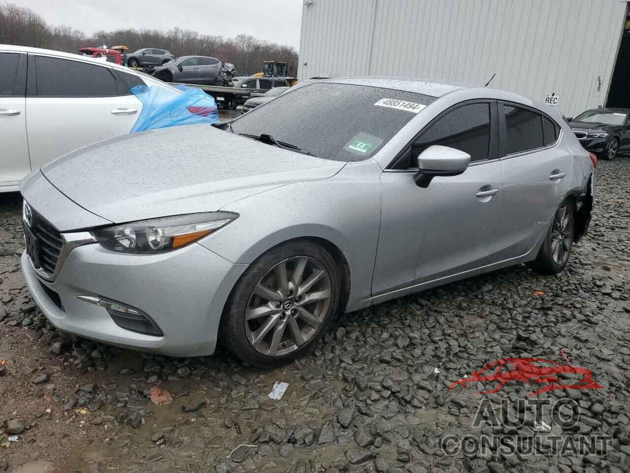 MAZDA 3 2018 - 3MZBN1L36JM181445